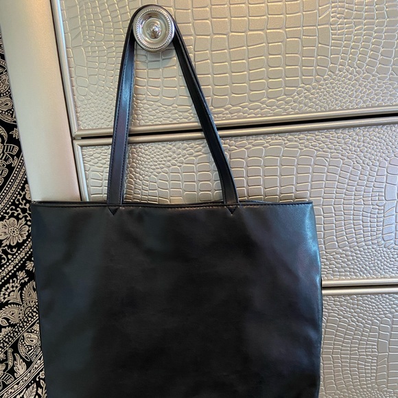 handbag - Picture 2 of 2